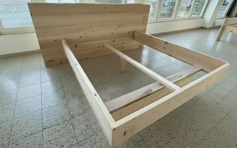 Drechslerei Reiter - Zirbenbett / Massivholzbett / Doppelbett / Ausstellungsstück